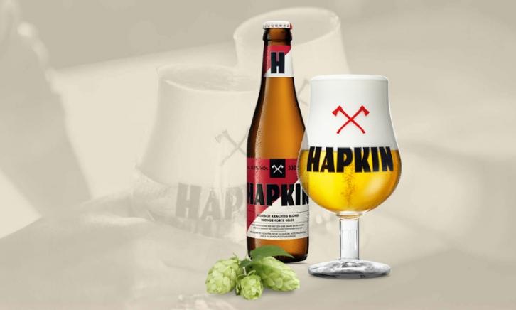 Hapkin flesje en glas Hapkin flesje en glas
